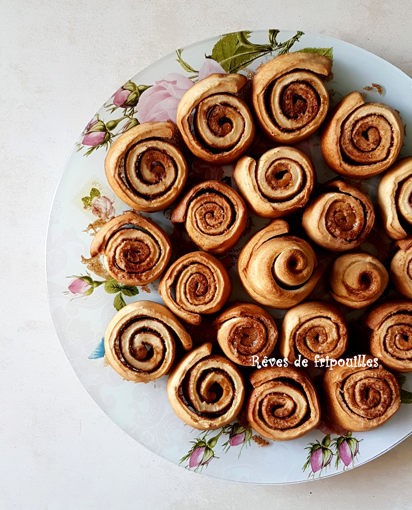 Délicieux Petits Roulés à La Cannelle - Rêves De Fripouilles